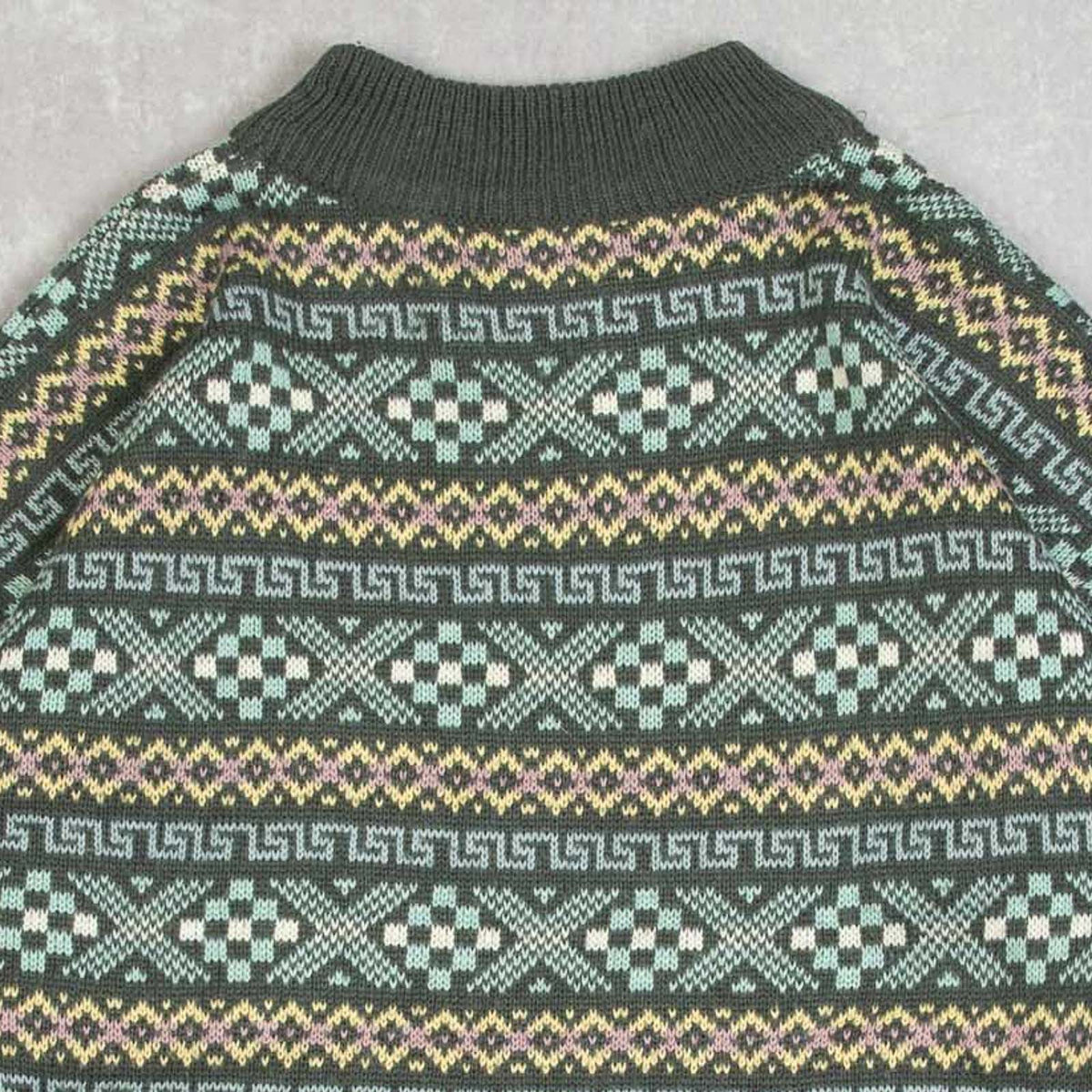 WOMEN'S VINTAGE 1990S ESPIRIT PATTERNED KNITTED JUMPER - LARGE