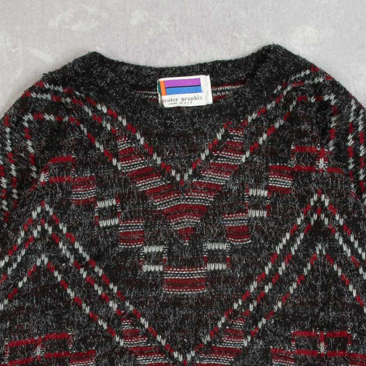 MEN'S VINTAGE 1980S PATTERNED KNITTED JUMPER - LARGE