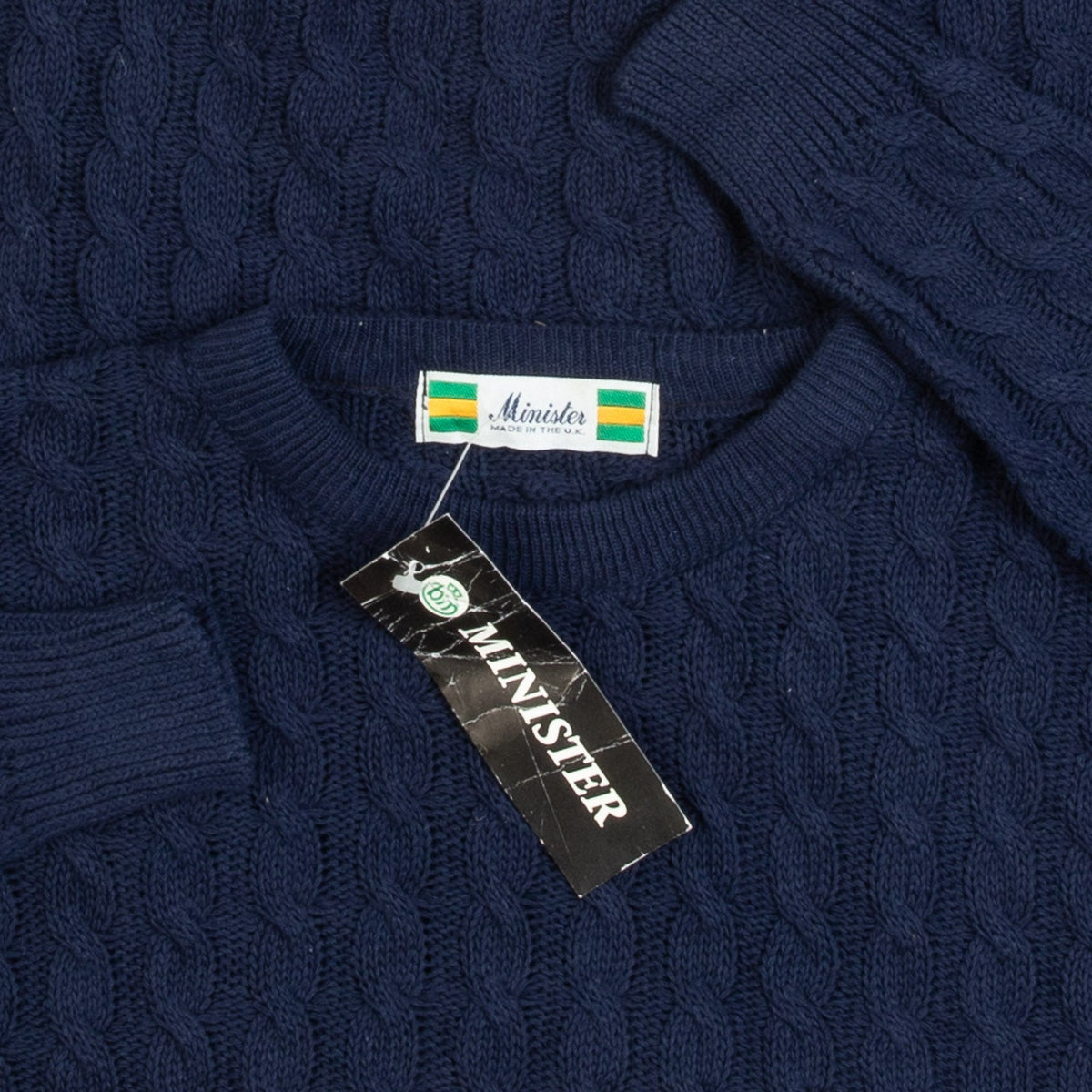 MEN'S VINTAGE 1990S STRUCTURED CABLE KNIT JUMPER - MEDIUM
