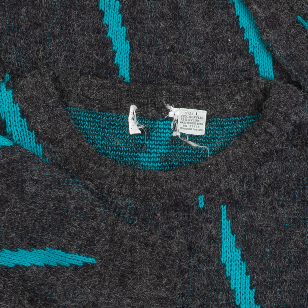 MEN'S VINTAGE 1980S PATTERNED KNITTED JUMPER - LARGE