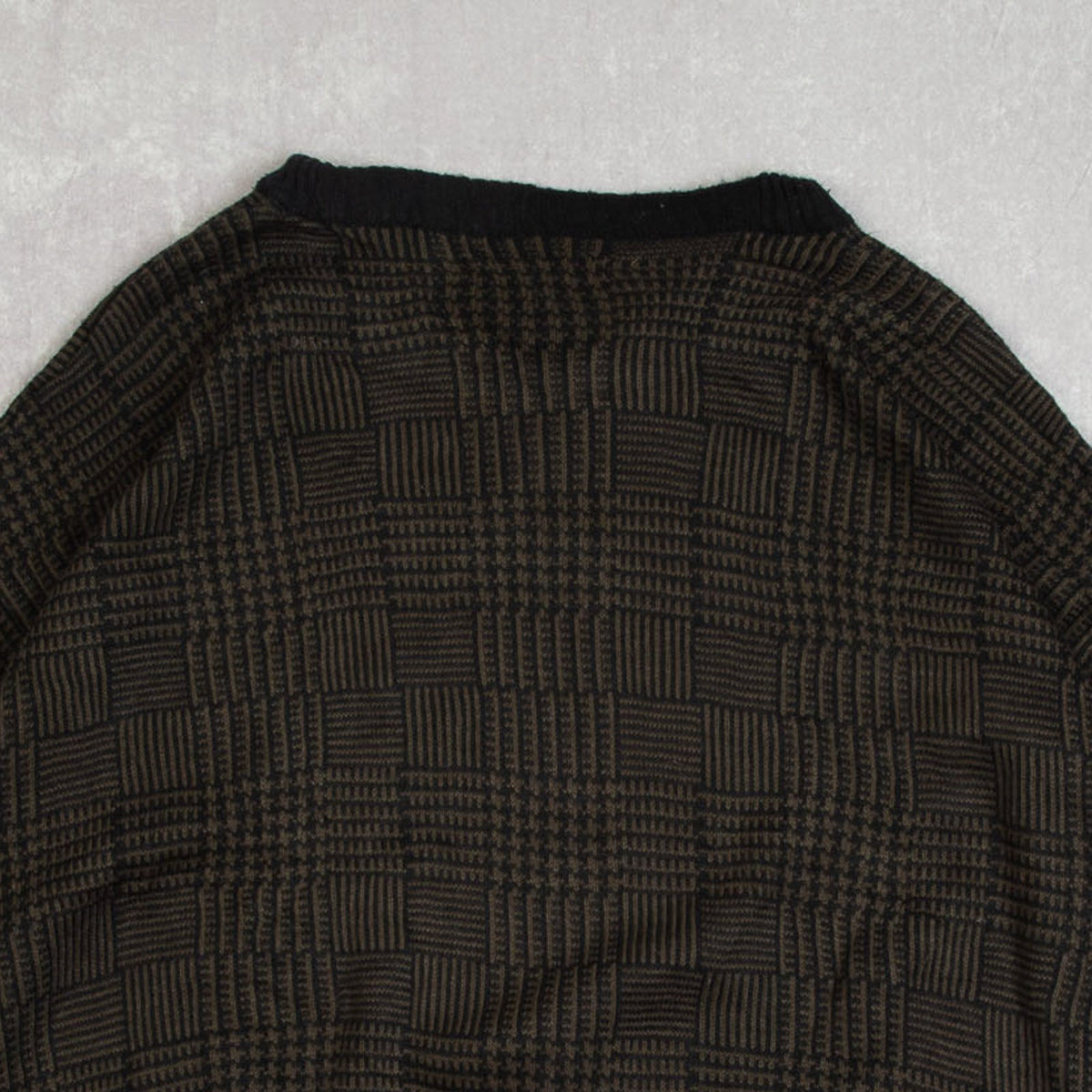 MEN'S VINTAGE 1990S PATTERNED KNITTED JUMPER - XX-LARGE