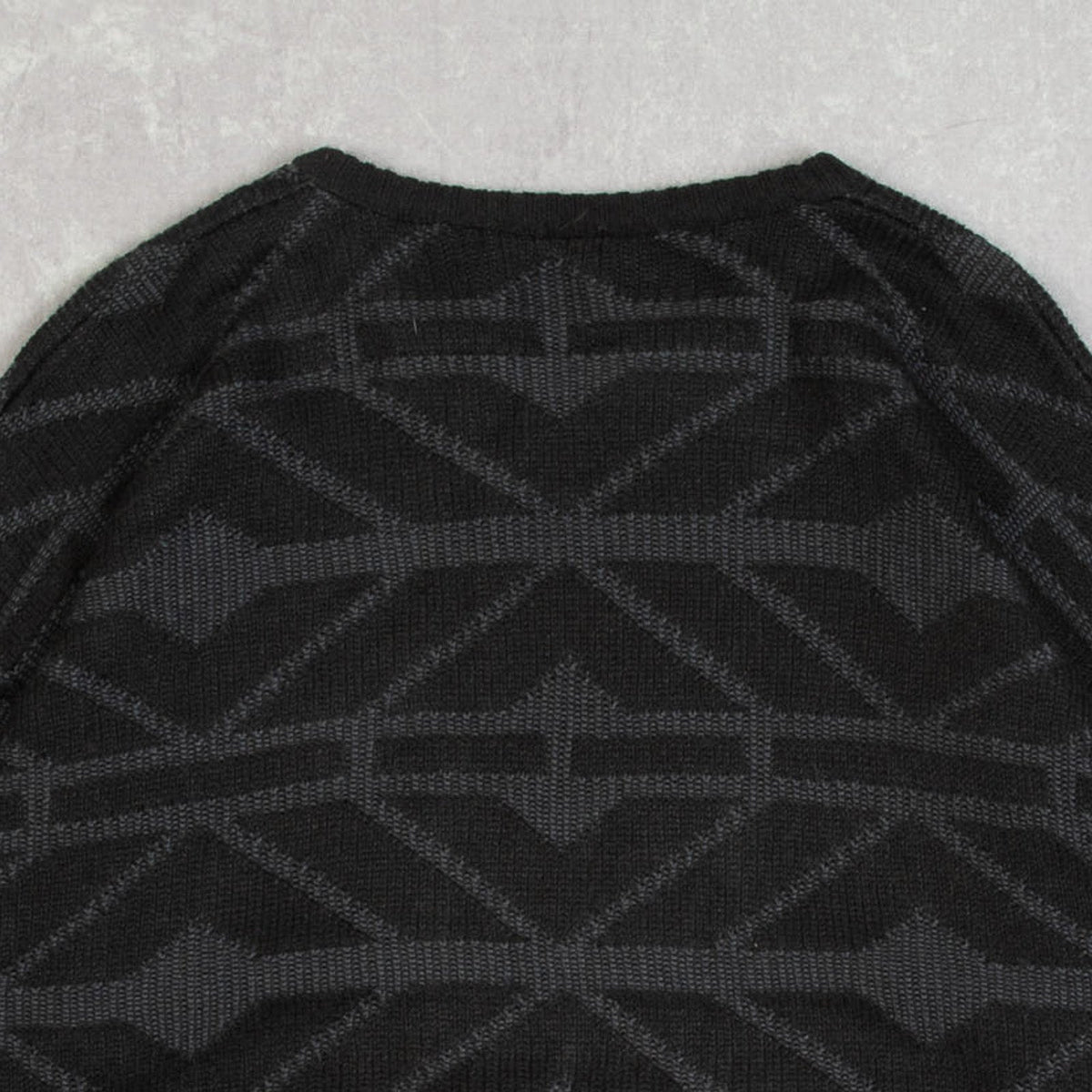 MEN'S VINTAGE 1980S PATTERNED KNITTED JUMPER - MEDIUM