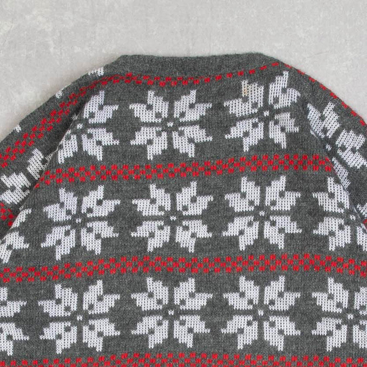 MEN'S VINTAGE 1990S PATTERNED KNITTED JUMPER - MEDIUM