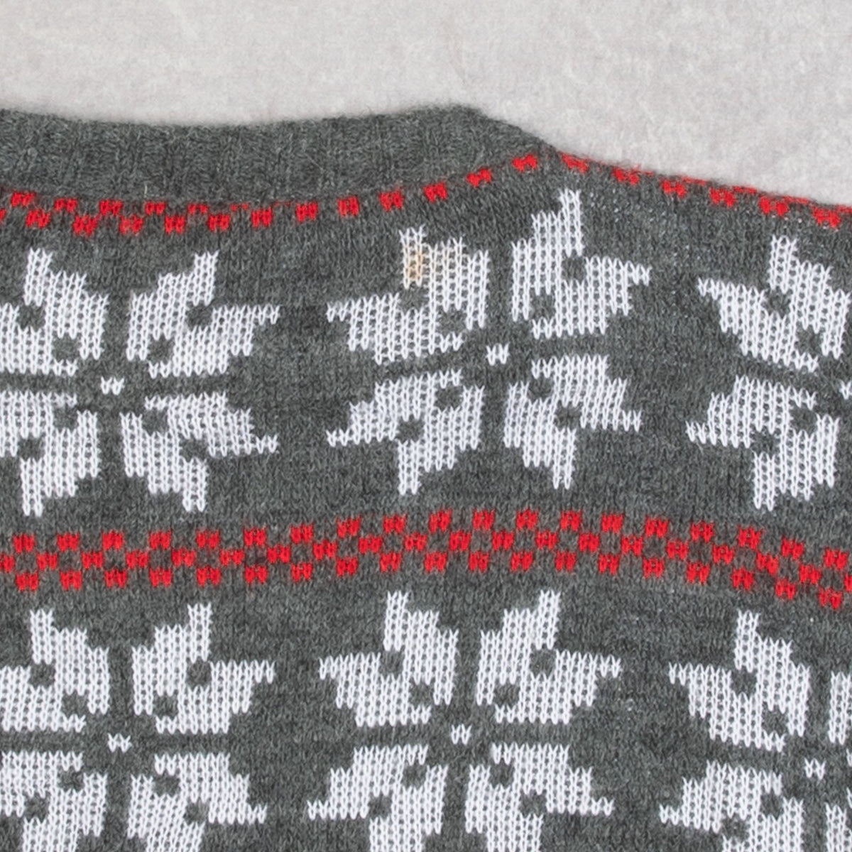 MEN'S VINTAGE 1990S PATTERNED KNITTED JUMPER - MEDIUM