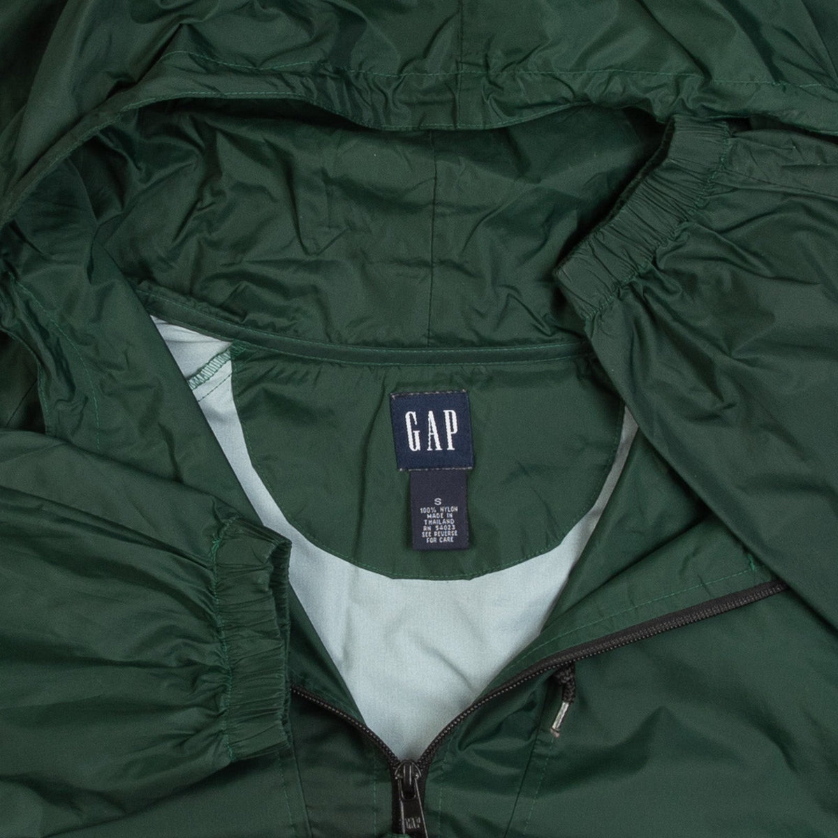 MEN'S VINTAGE 1990S GAP HOODED HALF ZIP WINDBREAKER JACKET - SMALL