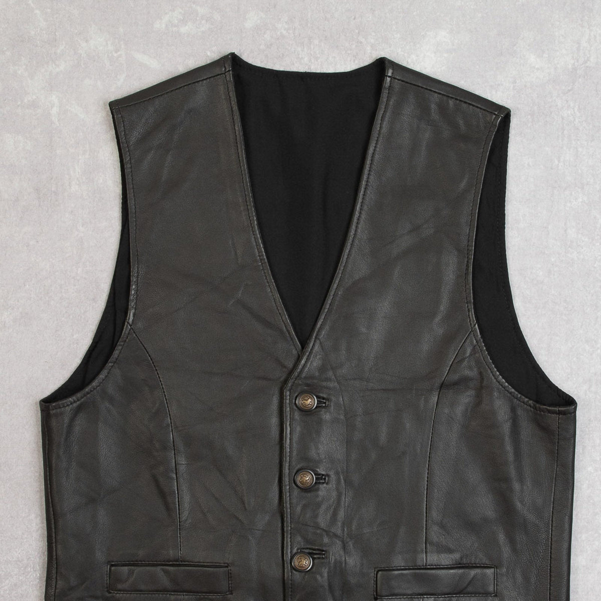 MEN'S VINTAGE 1990S LEATHER VEST JACKET - SMALL