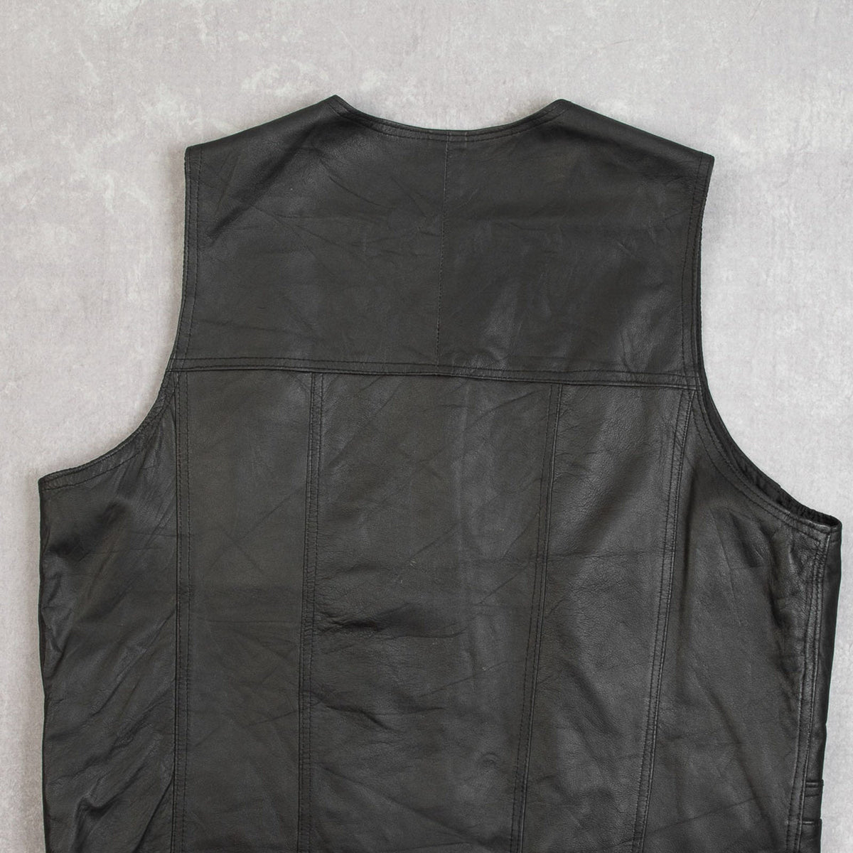 MEN'S VINTAGE 1990S LEATHER VEST JACKET - X-LARGE