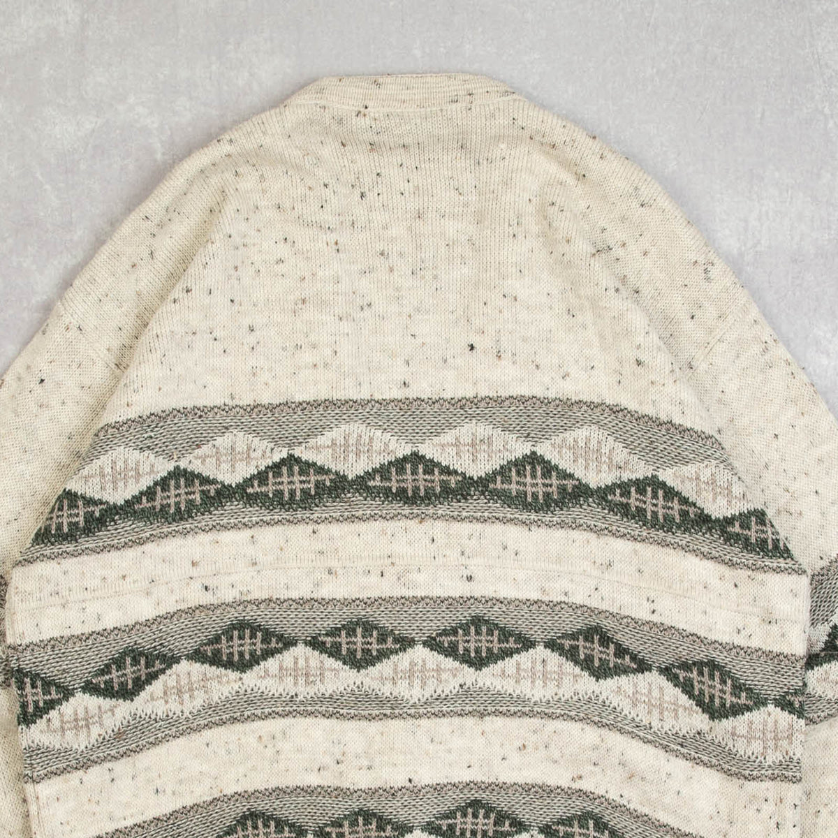 MEN'S VINTAGE 1990S PATTERNED KNITTED CARDIGAN - LARGE