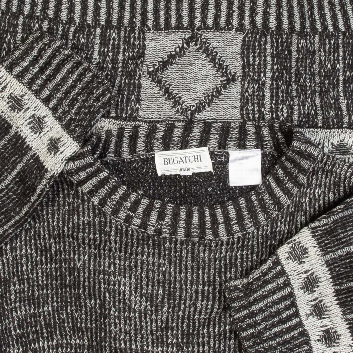 MEN'S VINTAGE 1980S PATTERNED KNITTED JUMPER - LARGE