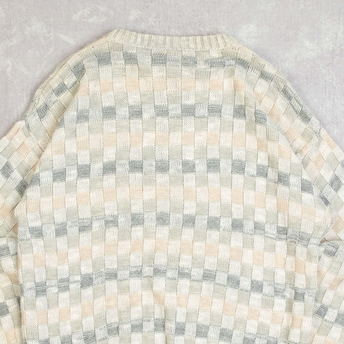 MEN'S VINTAGE 1990S STRUCTURED PATTERNED KNITTED JUMPER - SMALL