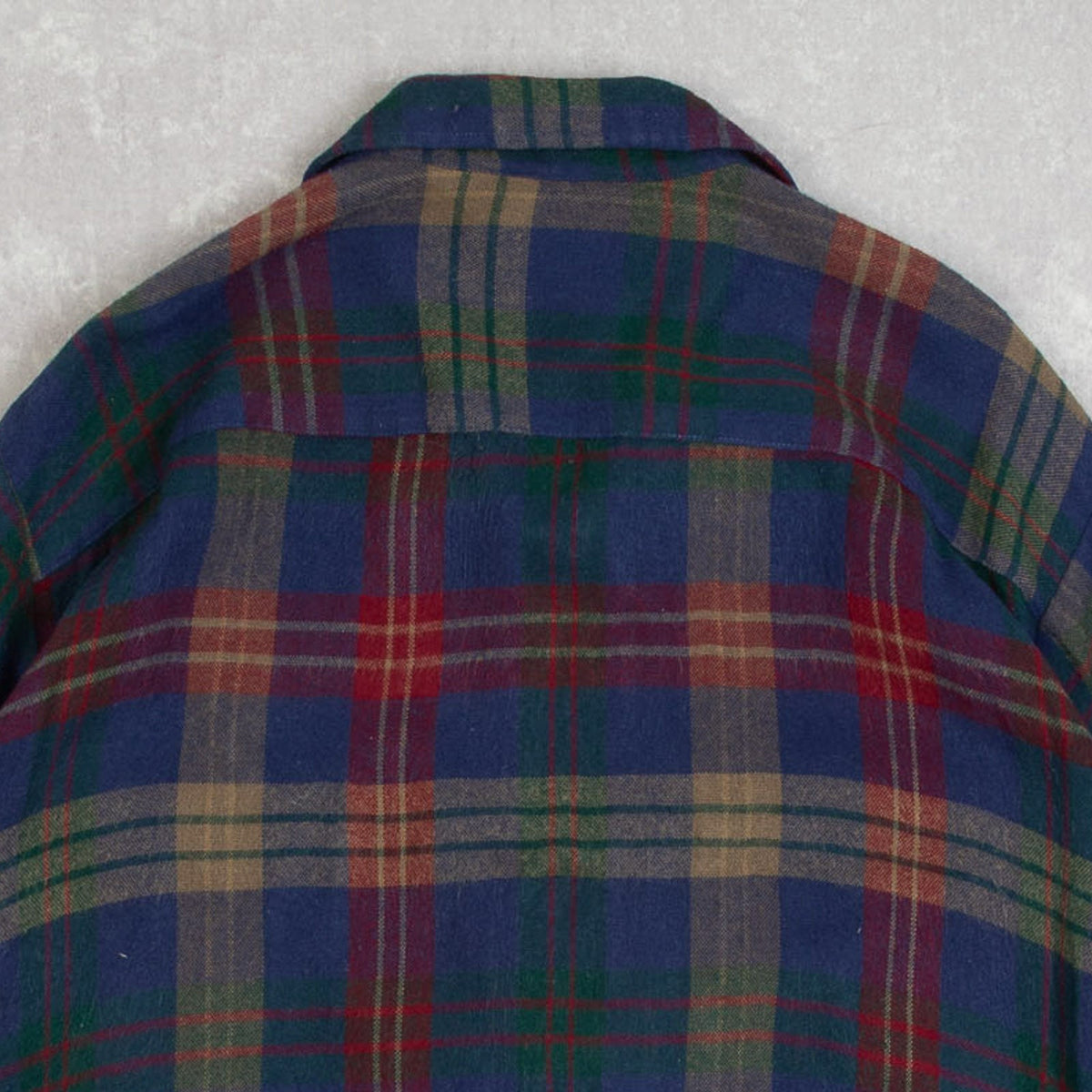 MEN'S VINTAGE 1990S WOOL STYLE CHECKED SHIRT - LARGE