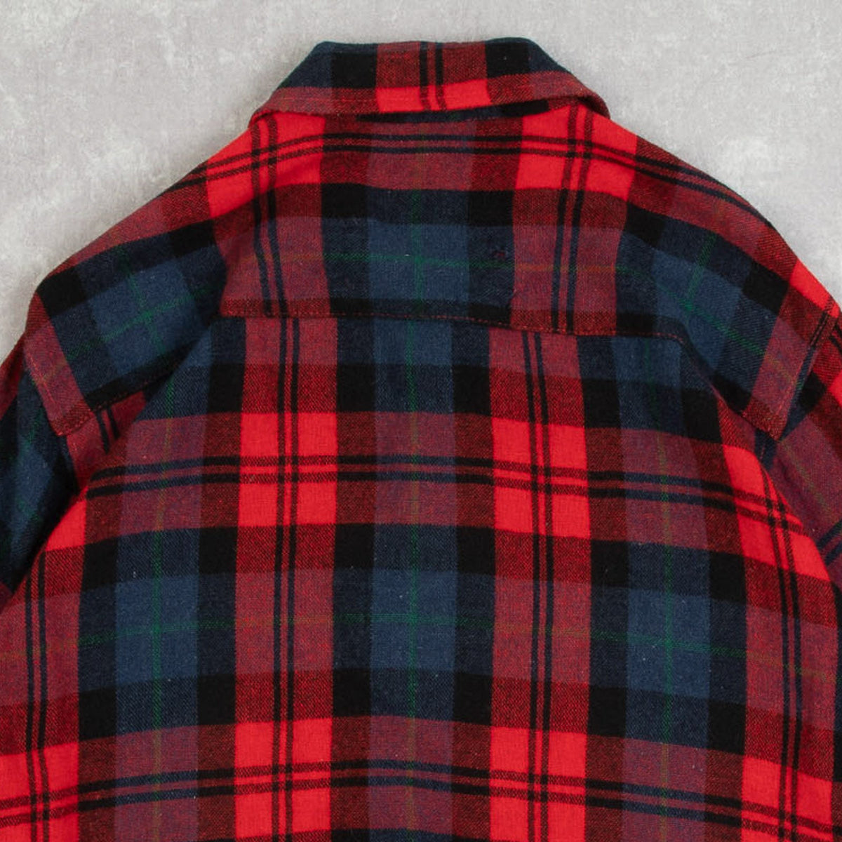MEN'S VINTAGE 1980S WOOL CHECKED FLANNEL SHIRT - LARGE
