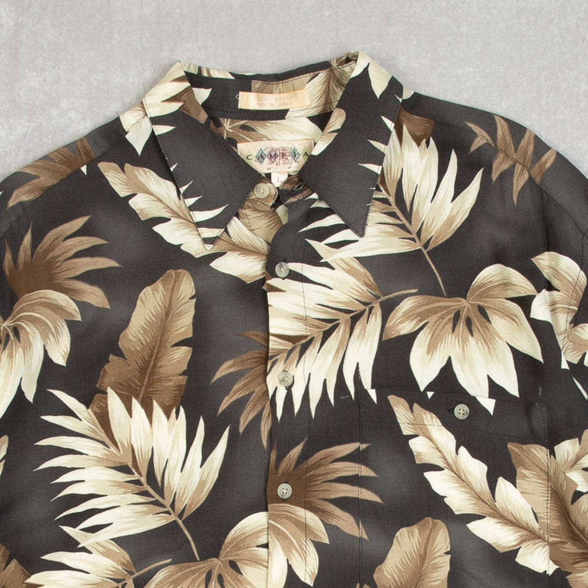 MEN'S VINTAGE 1990S HAWAIIAN SHORT SLEEVED SHIRT - LARGE