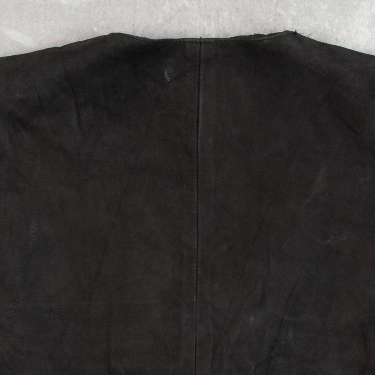 MEN'S VINTAGE 1990S SUEDE LEATHER VEST JACKET - MEDIUM