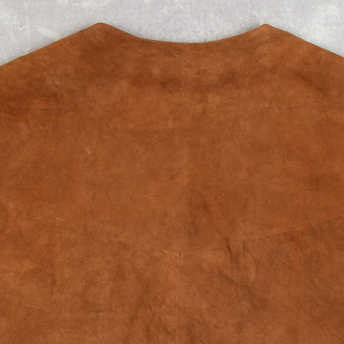 MEN'S VINTAGE 1990S SUEDE LEATHER VEST JACKET - MEDIUM