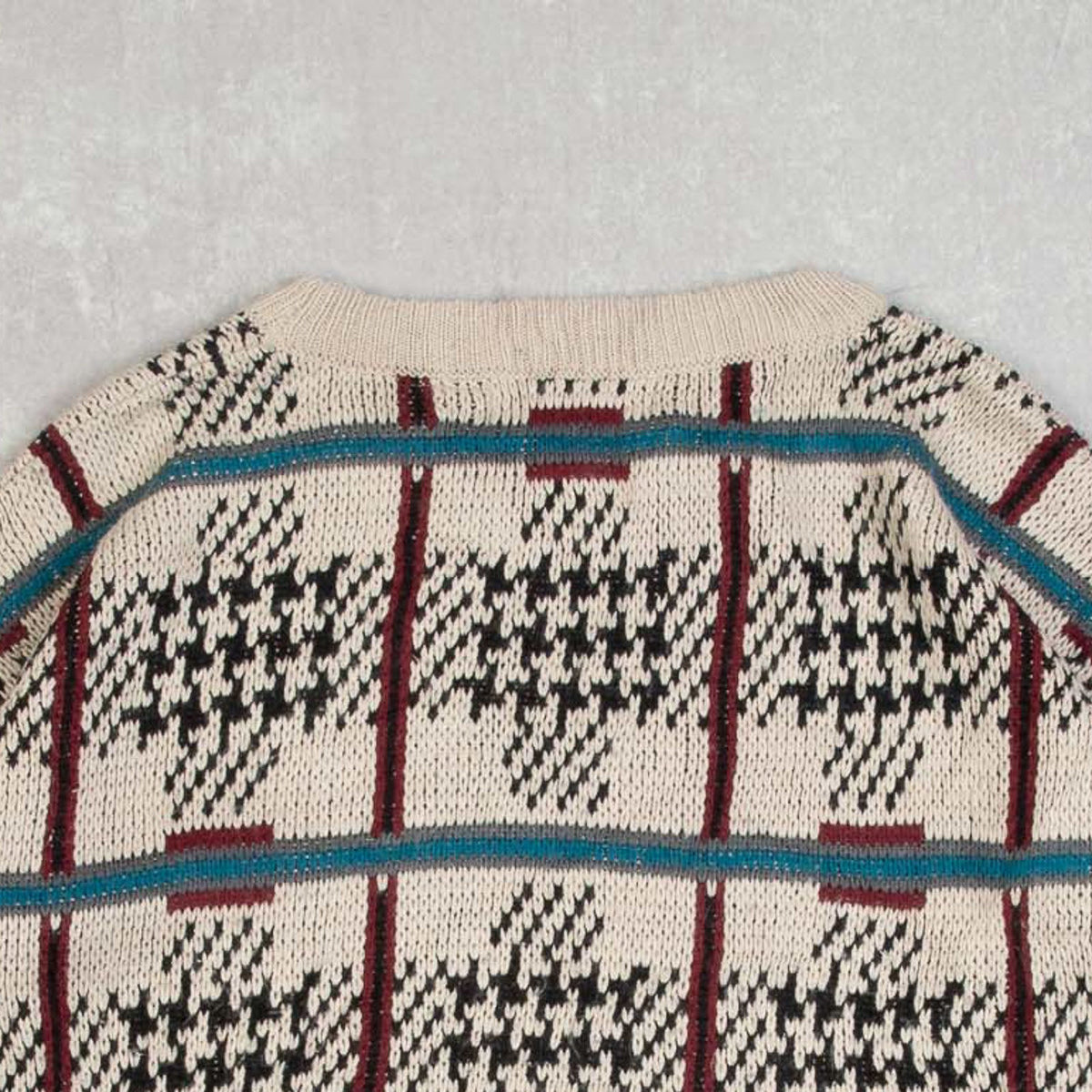 MEN'S VINTAGE 1990S CHECKED PATTERNED KNITTED JUMPER - SMALL