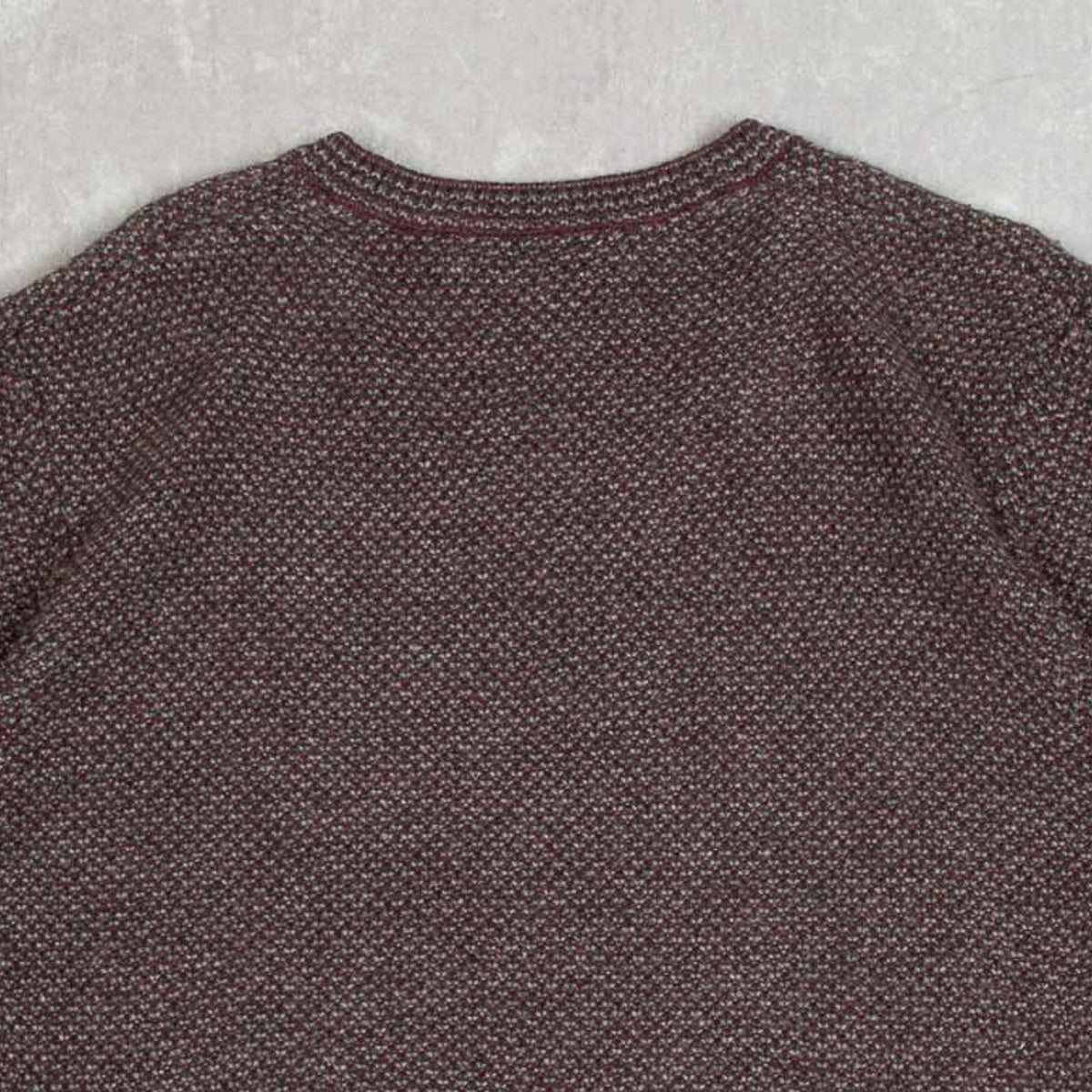 MEN'S VINTAGE 1990S V-NECK KNITTED JUMPER - LARGE