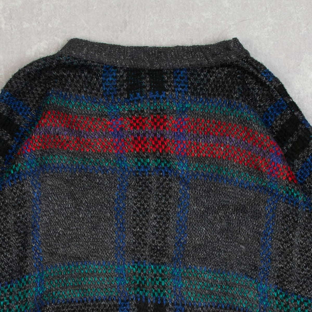MEN'S VINTAGE 1990S CHECKED PATTERNED KNITTED CARDIGAN - LARGE