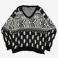 MEN'S VINTAGE 1980S PATTERNED V-NECK KNITTED JUMPER - MEDIUM