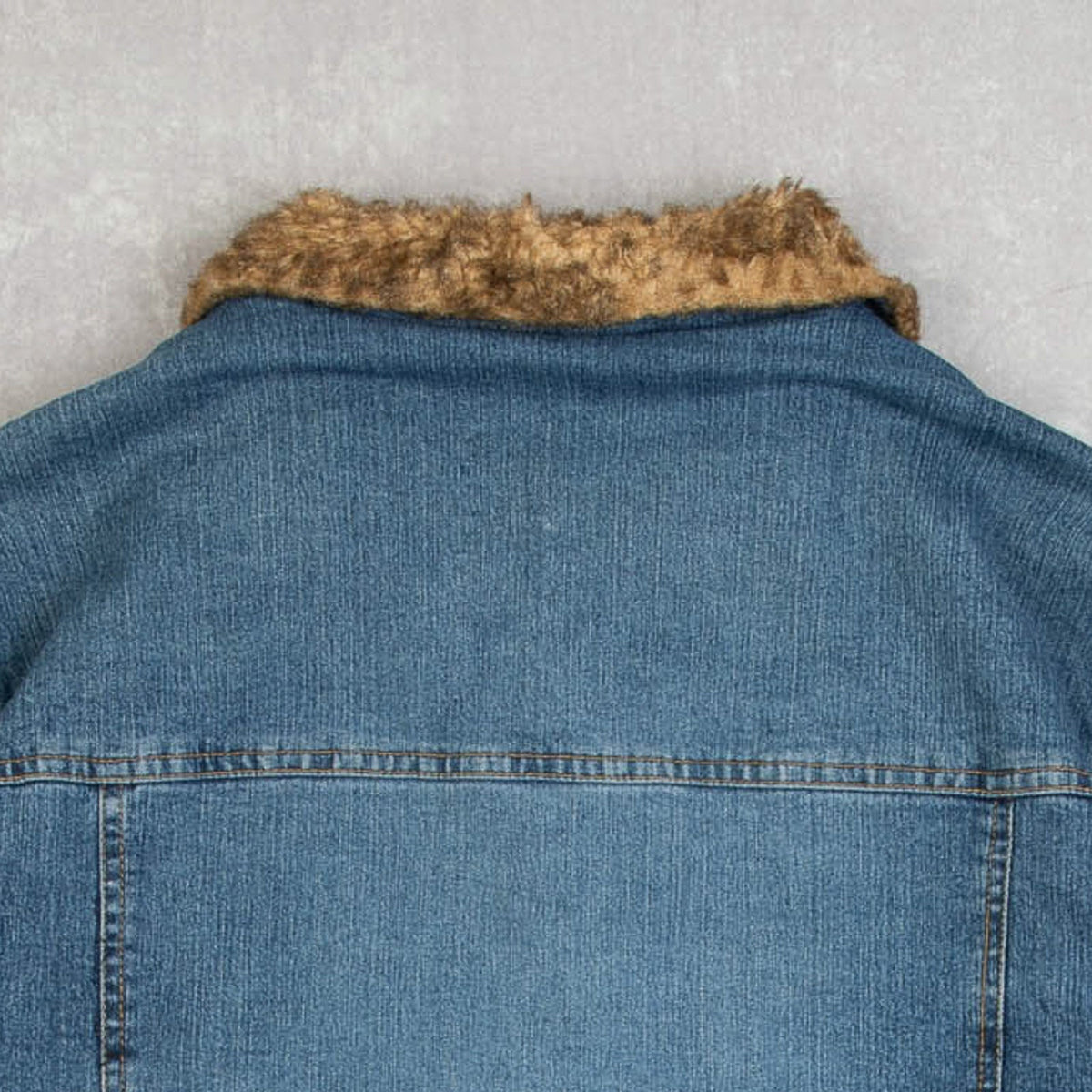 WOMEN'S VINTAGE 1990S FUR LINED DENIM JACKET - X-LARGE