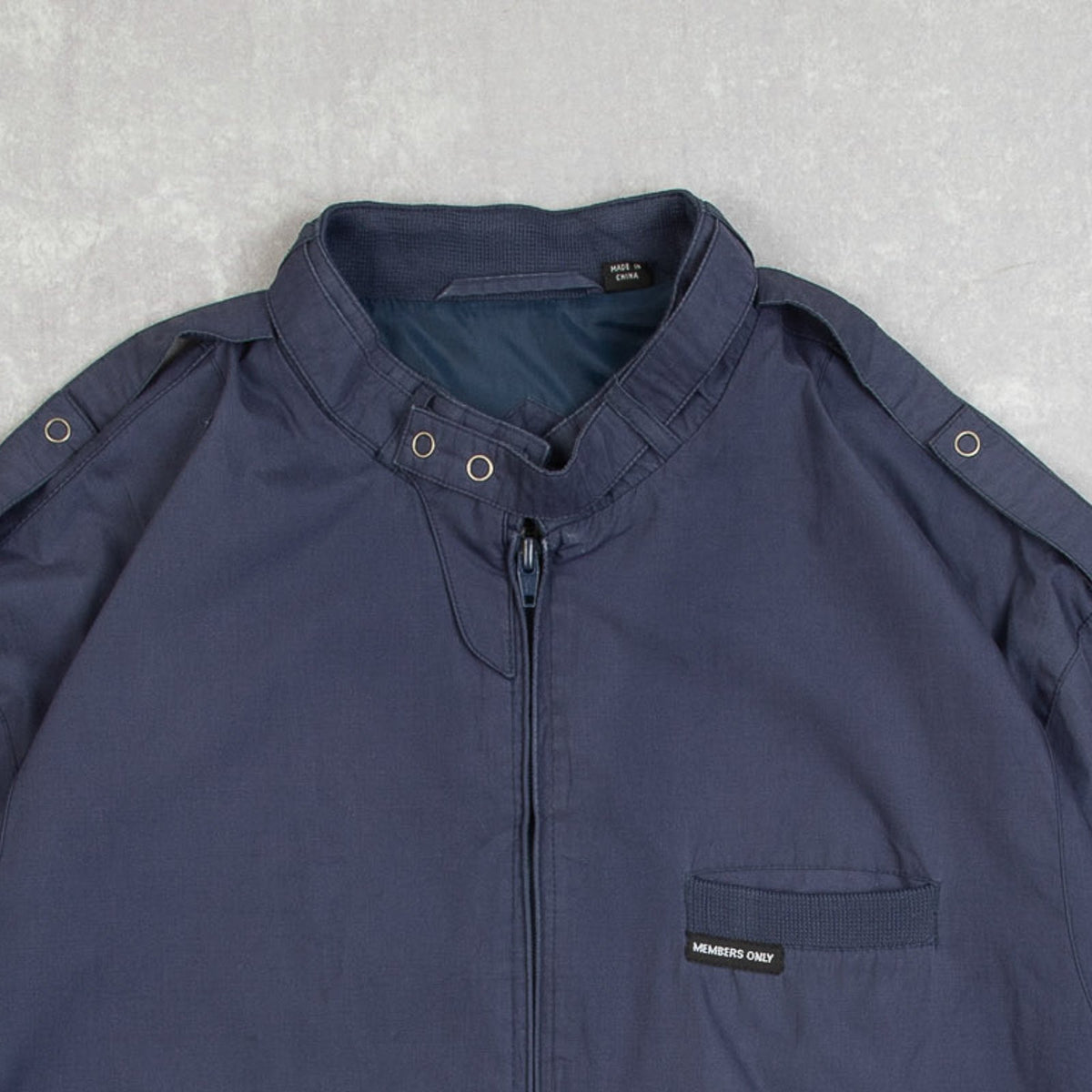 MEN'S VINTAGE 1990S MEMBERS ONLY UTILITY BOMBER JACKET - LARGE