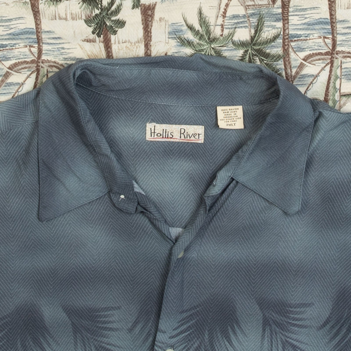 MEN'S VINTAGE 1990S HAWAIIAN ISLAND SHORT SLEEVE PATTERNED SHIRT - XX-LARGE