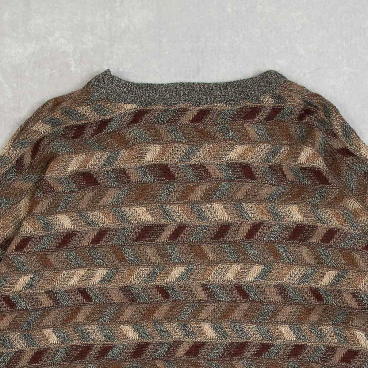 MEN'S VINTAGE 1990S STRUCTURED PATTERNED KNITTED JUMPER - X-LARGE
