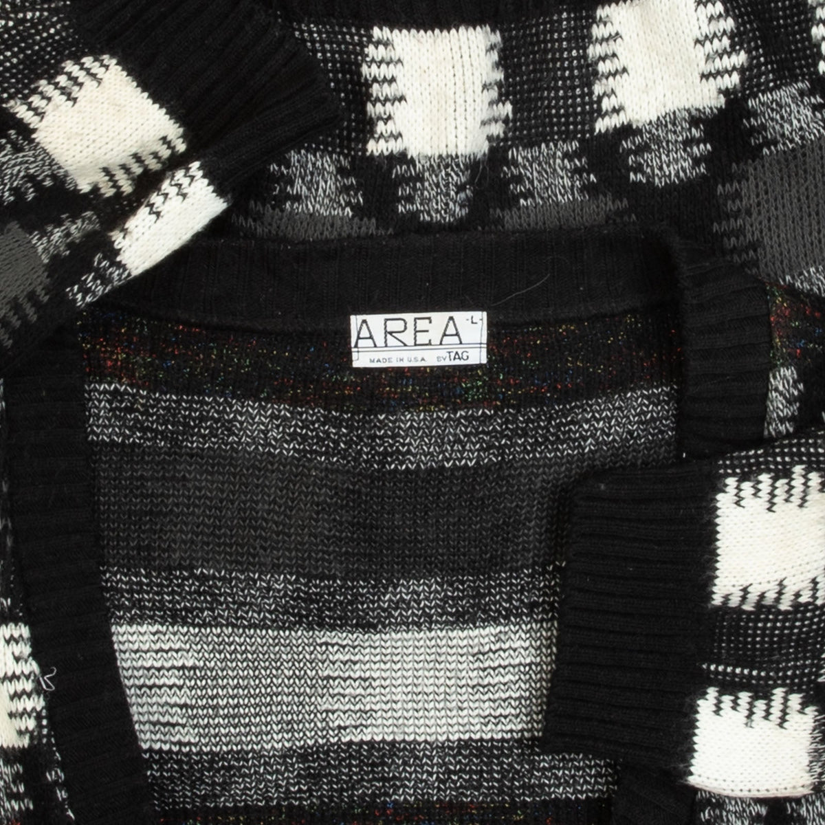 MEN'S VINTAGE 1980S PATTERNED KNITTED CARDIGAN - LARGE