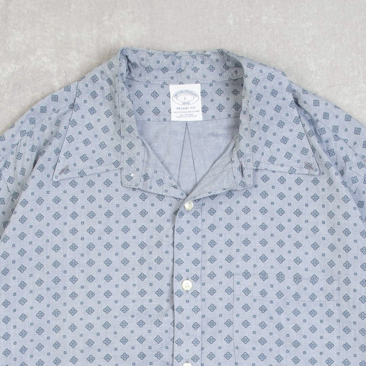 MEN'S VINTAGE 1990S BROOKS BROTHERS REGENT PATTERNED SHIRT - LARGE