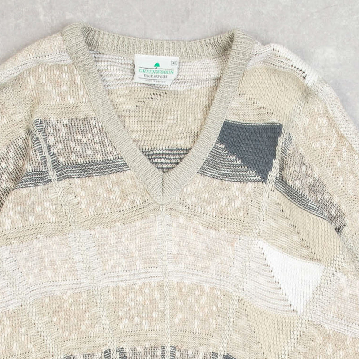 MEN'S VINTAGE 1990S PATTERNED KNITTED JUMPER - X-LARGE