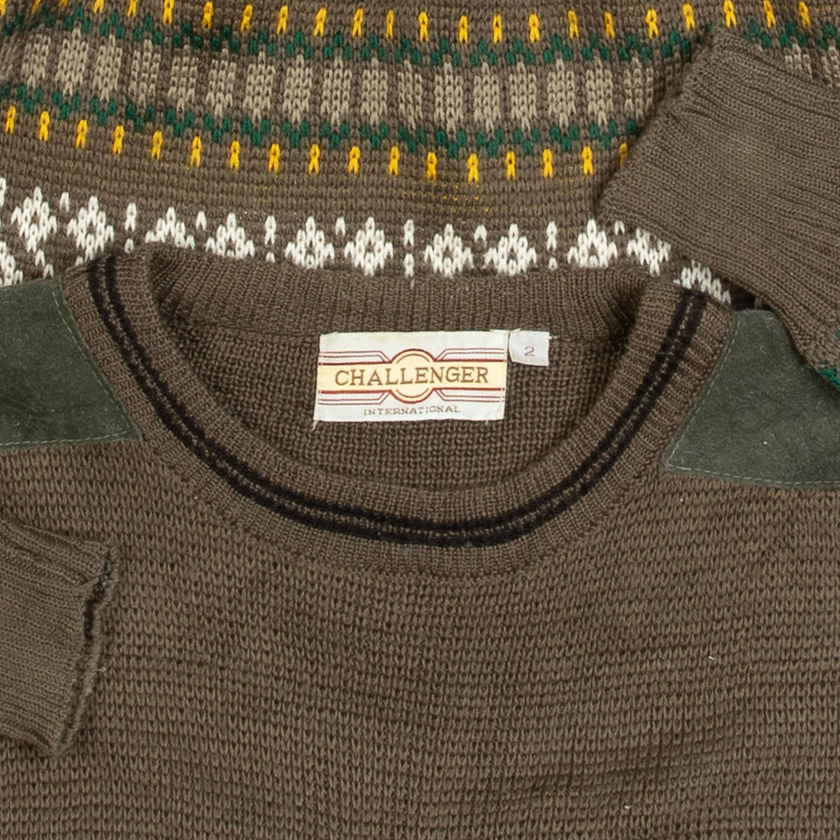 MEN'S VINTAGE 1990S EMBROIDERED PATTERNED KNITTED JUMPER - MEDIUM