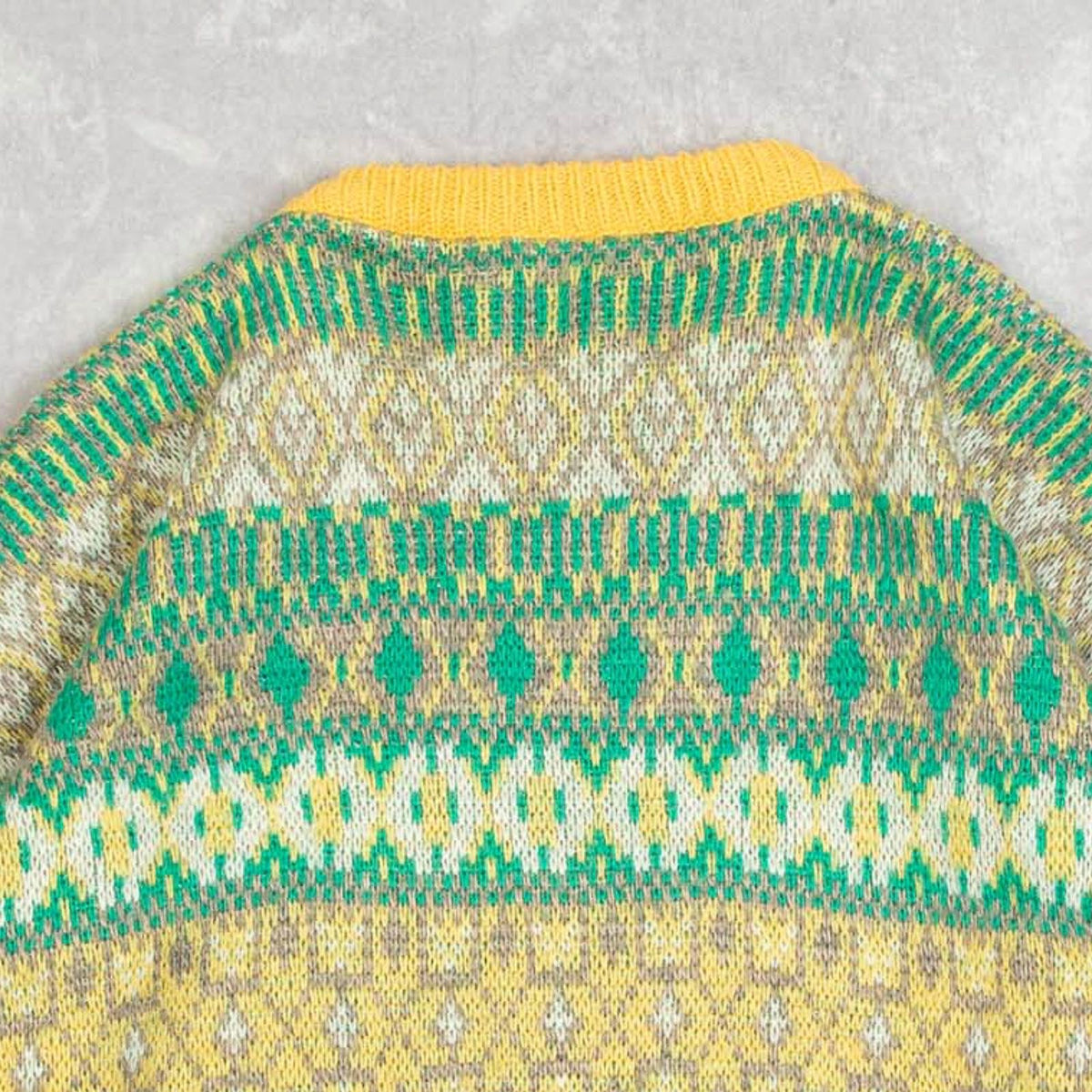WOMEN'S VINTAGE 1980S PATTERNED KNITTED JUMPER - SMALL