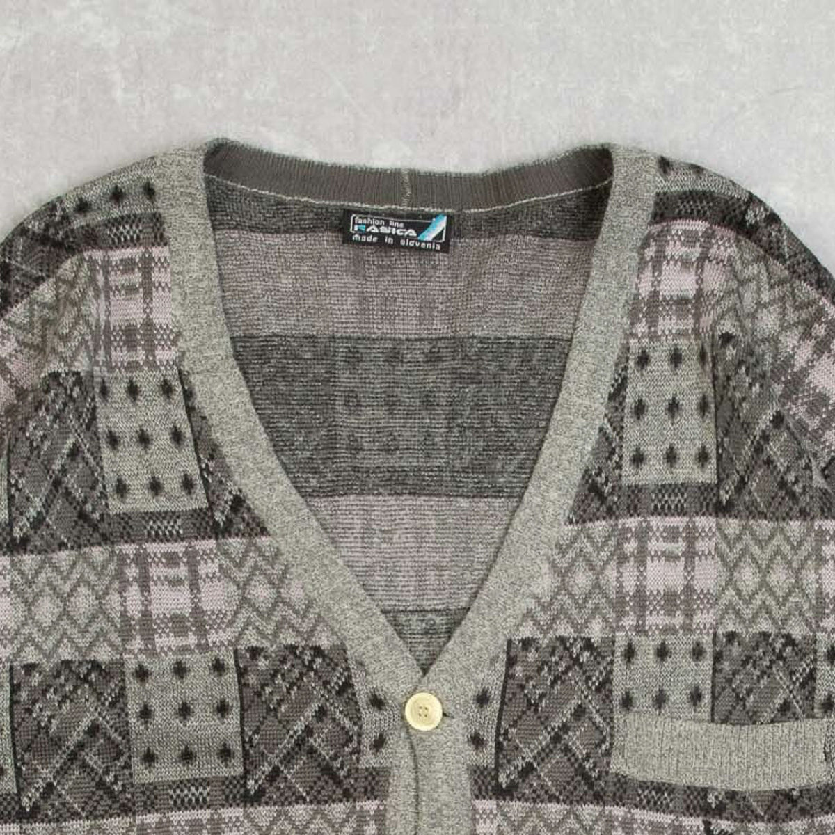 MEN'S VINTAGE 1990S PATTERNED KNITTED CARDIGAN - LARGE