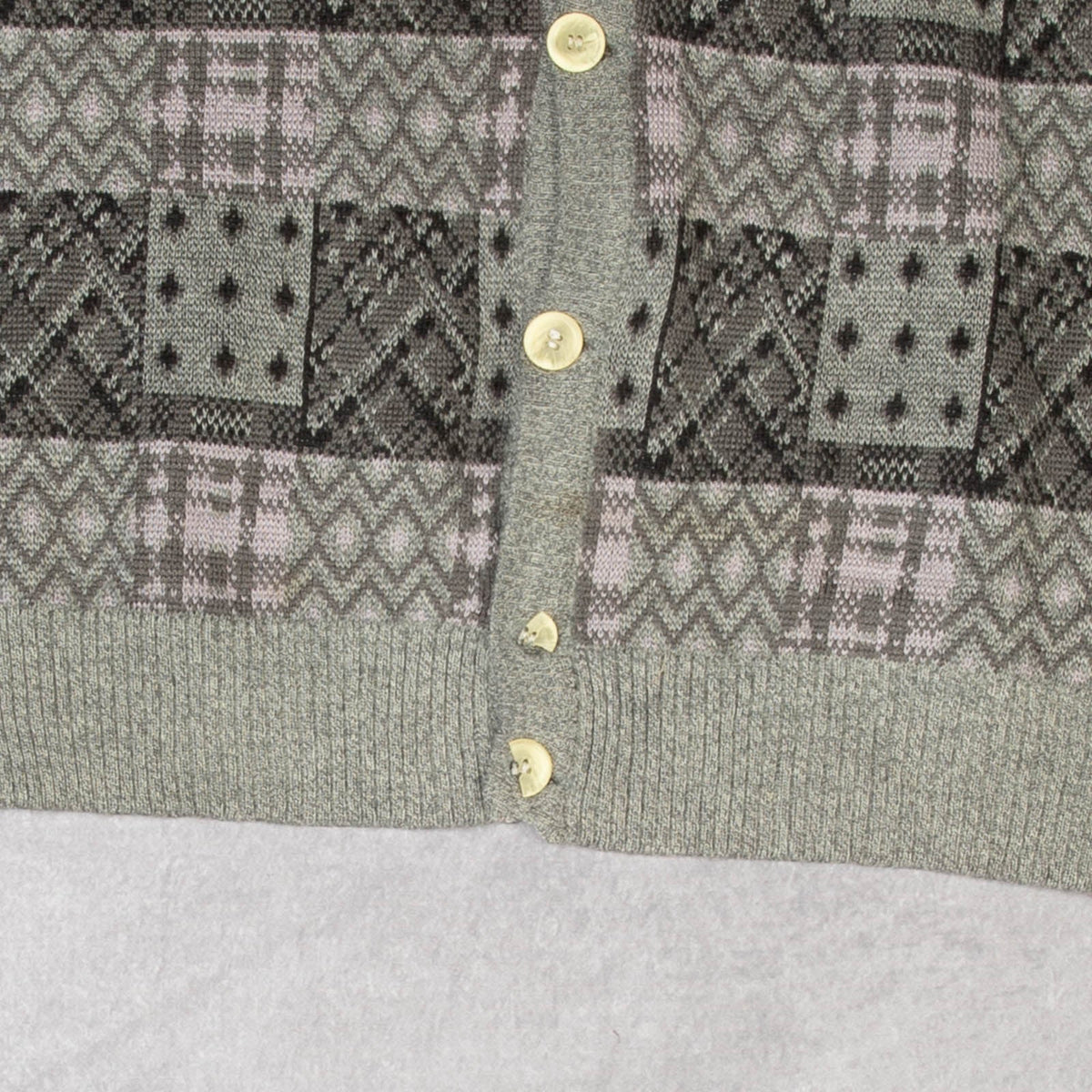 MEN'S VINTAGE 1990S PATTERNED KNITTED CARDIGAN - LARGE