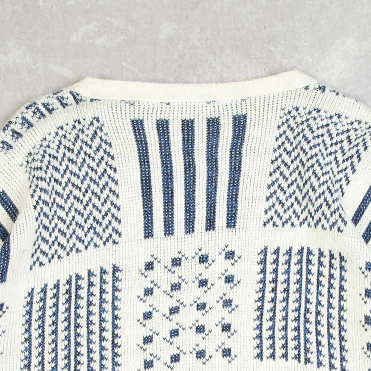 WOMEN'S VINTAGE 1980S PATTERNED KNITTED JUMPER - MEDIUM
