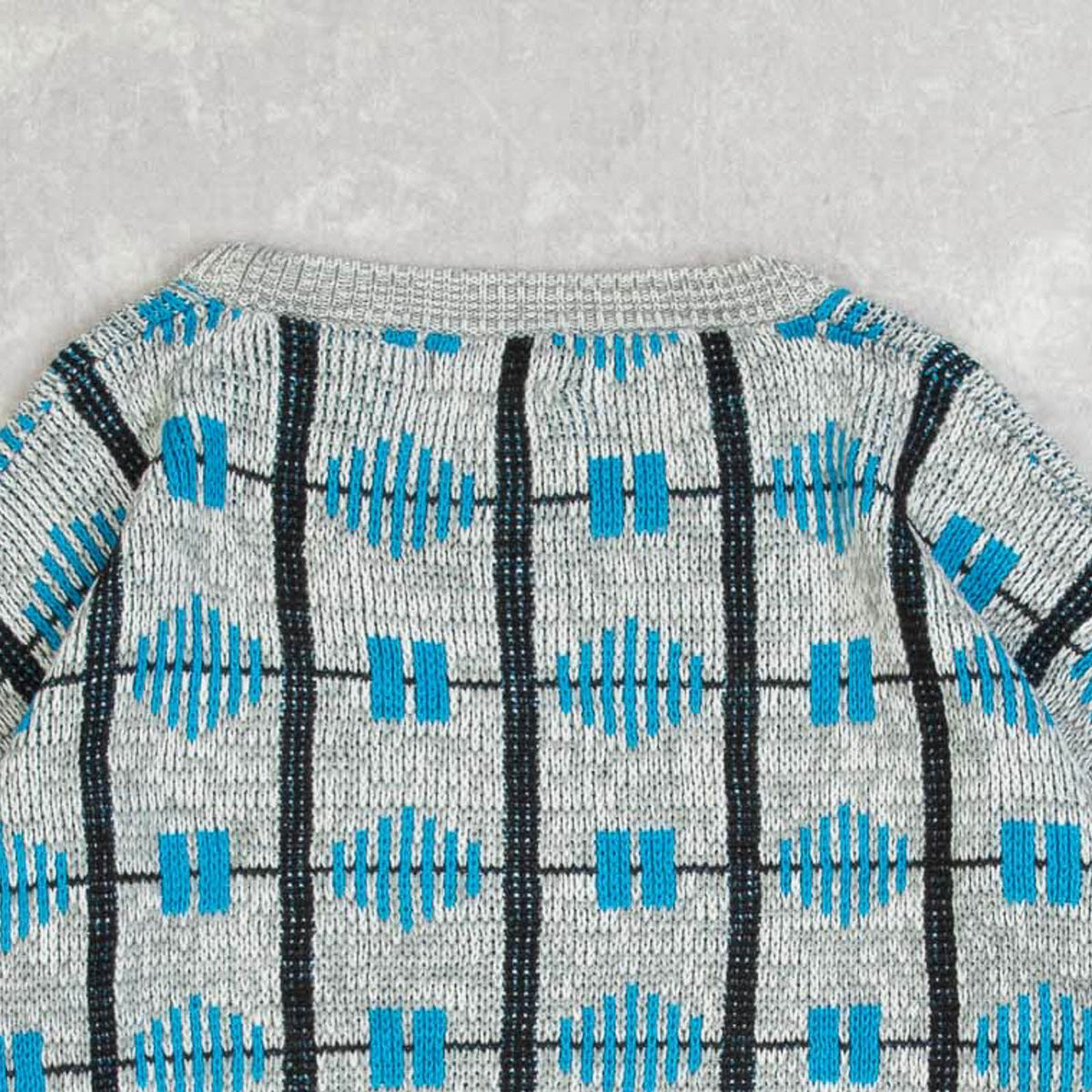 MEN'S VINTAGE 1990S PATTERNED KNITTED JUMPER - MEDIUM
